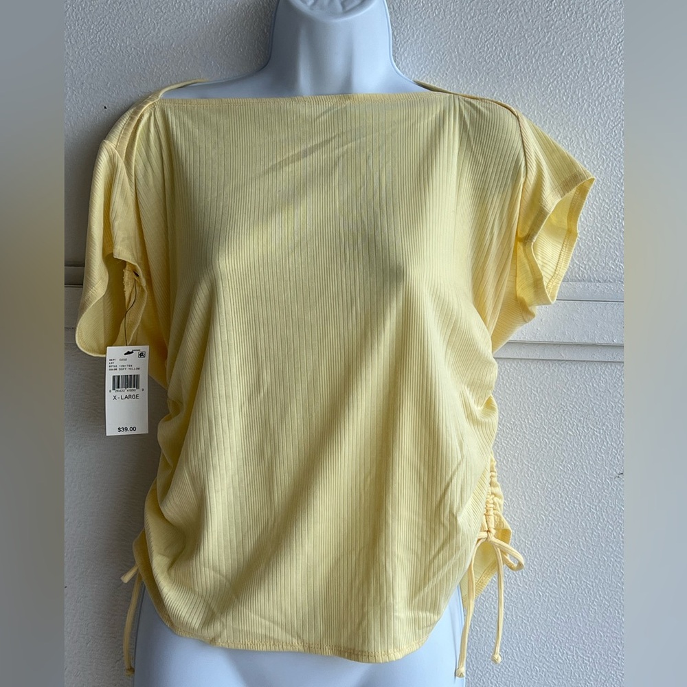 Bcx Yellow Top. Short Sleeve Junior’s Size X-Large. Fairy Brand New